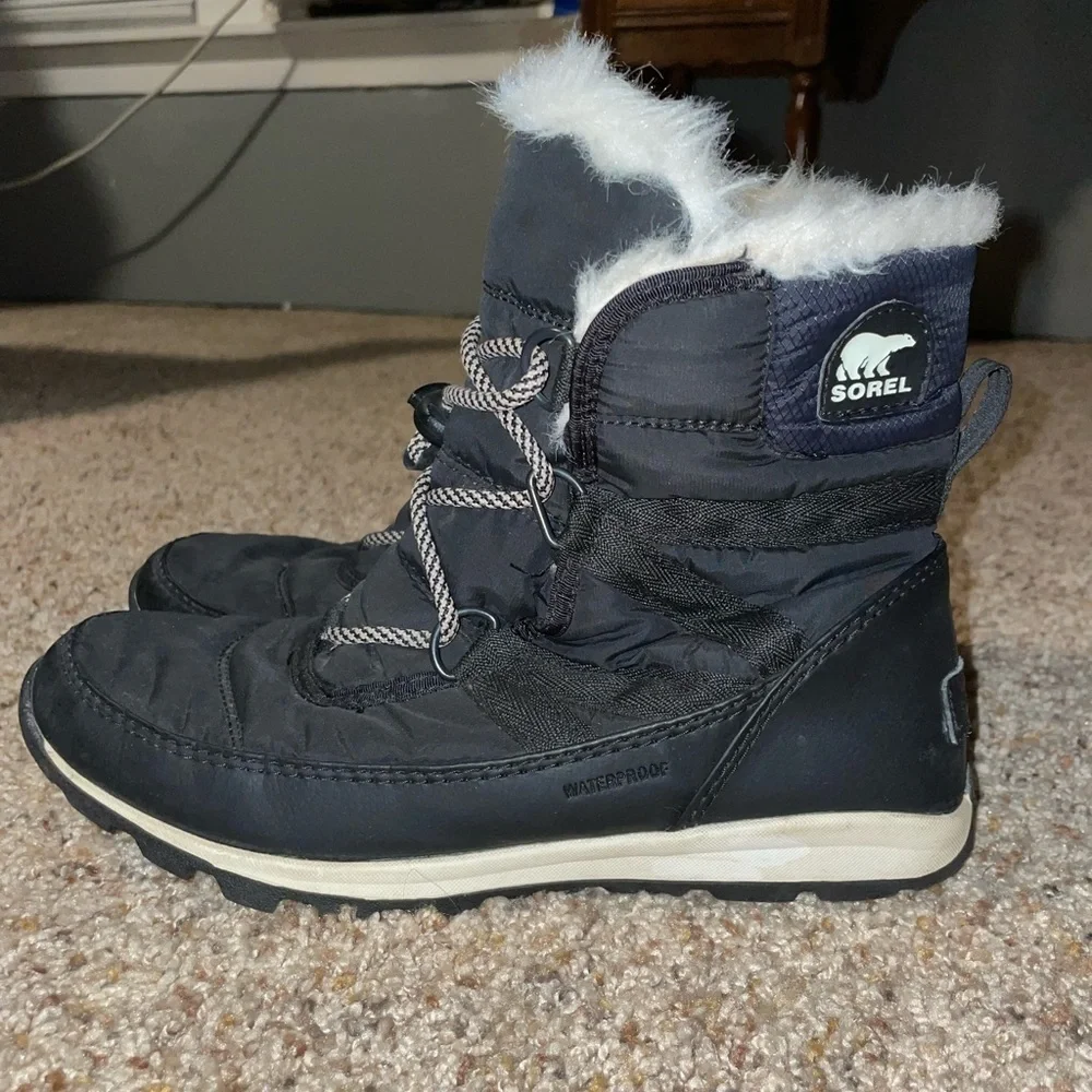 Sorel used waterproof